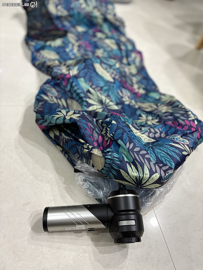 【開箱】小孩負責玩沙,我負責吸沙|KOCA Dusty MINI 1 使用心得