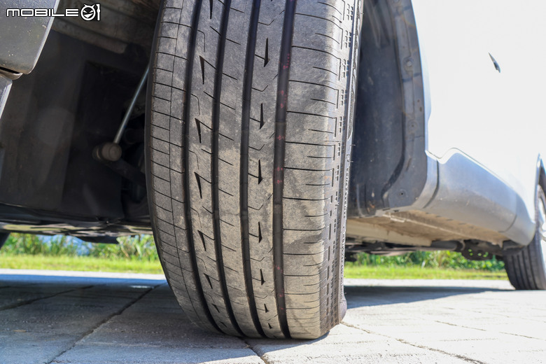 Bridgestone ALENZA LX200 使用體驗|舒適度與行路質感升級、日常使用寧靜表現佳!