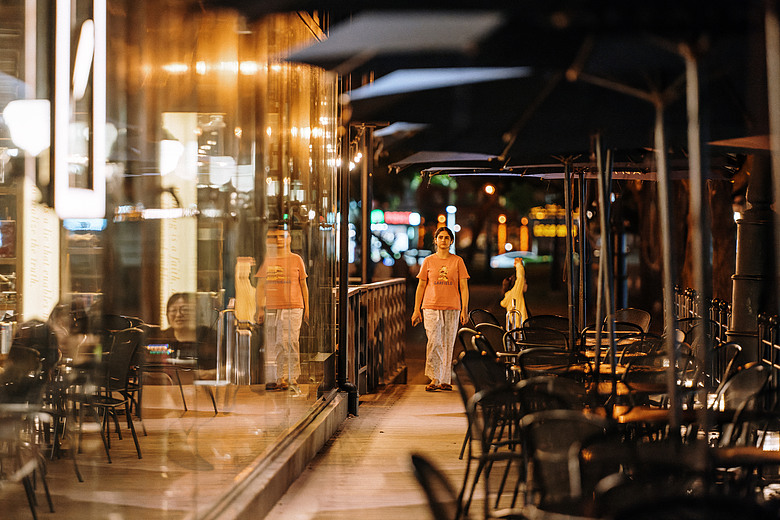 點我看大圖 7Artisans AF 135mm F1.8 MAX 開箱|價格親民的空氣切割鏡