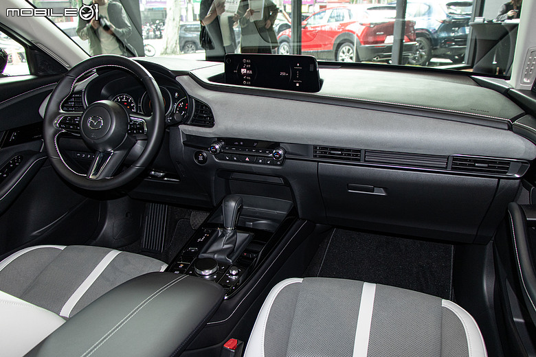 【採訪】通風椅上身、安全再進化，Mazda CX-30新年式88.8萬元起降價登場！