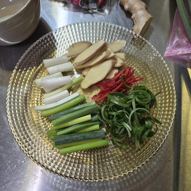 海陸雙拼:氣炸戰斧豬排+蒸炸石斑魚