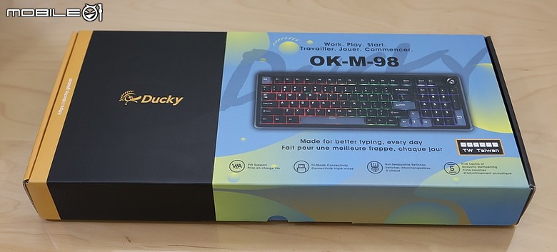 點我看大圖 VIA 軟體支援 Ducky OK-M-98 緊湊型全尺寸入門三模無線機械鍵盤