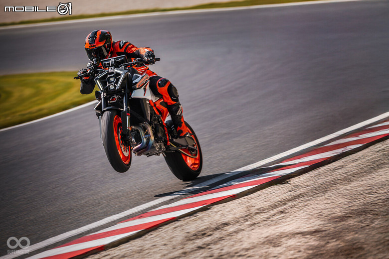KTM 390 全車系只要日付 129 元無痛入主，現車秒殺倒數！