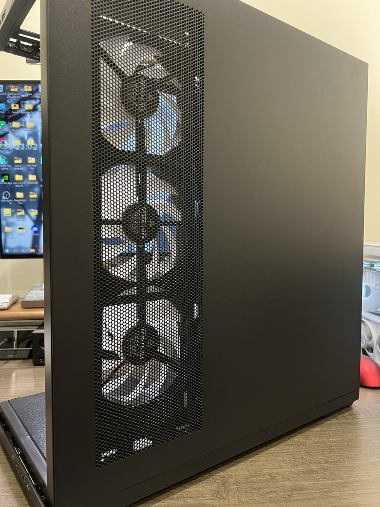 點我看大圖 Epontec MARS 1000W電源 與 Montech TG3玻璃海景機殼開箱