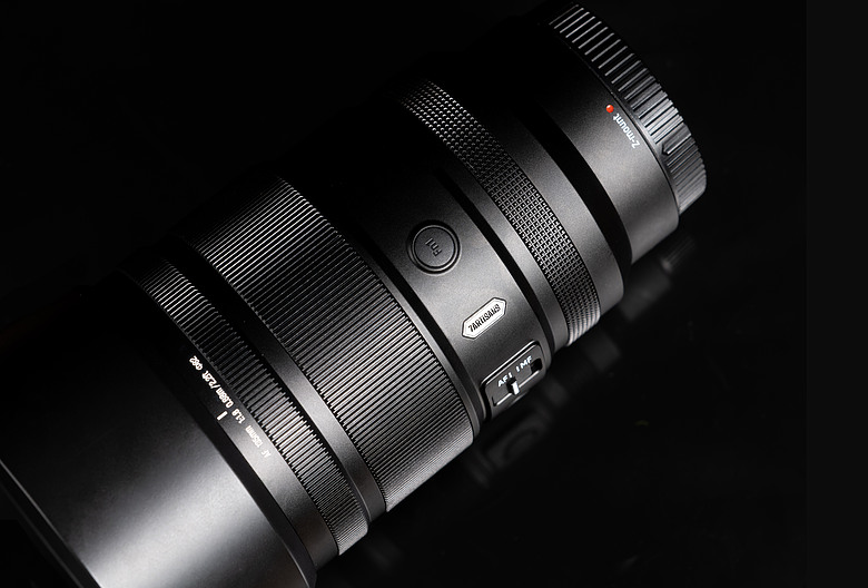 點我看大圖 7Artisans AF 135mm F1.8 MAX 開箱|價格親民的空氣切割鏡
