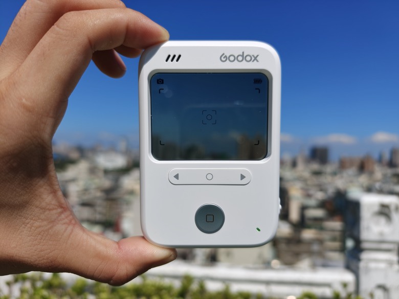 【心得分享】神牛 Godox C100 透明取景相機┇便宜好玩 體驗盲拍樂趣