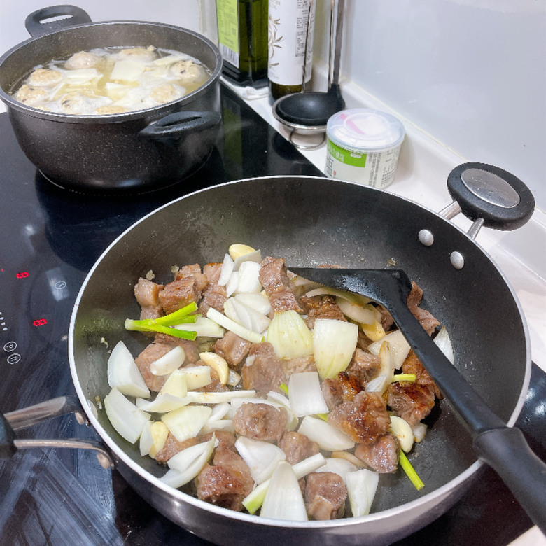 紅燒牛肉燉蘿蔔 萬用鍋版