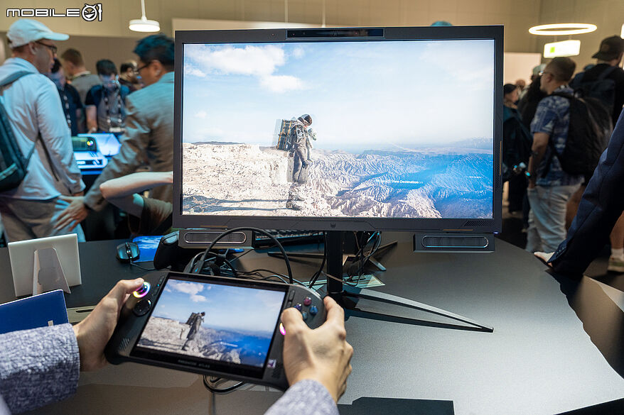 Acer Predator Atlas 7 遊戲掌機亮相 Atlas 8 小改款 10 月上市，Project DualPlay Mini 雙模遊戲掌機