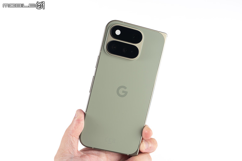 Google Pixel 11 Pro Fold 體驗｜機身減輕、多工更靈活！