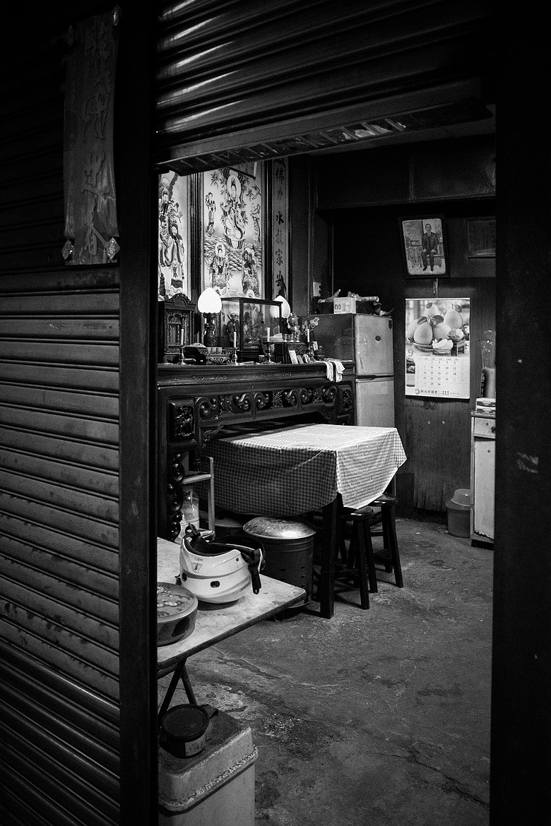 重新發現黑白的魅力｜台灣街頭攝影｜Ricoh GR IV Monochrome