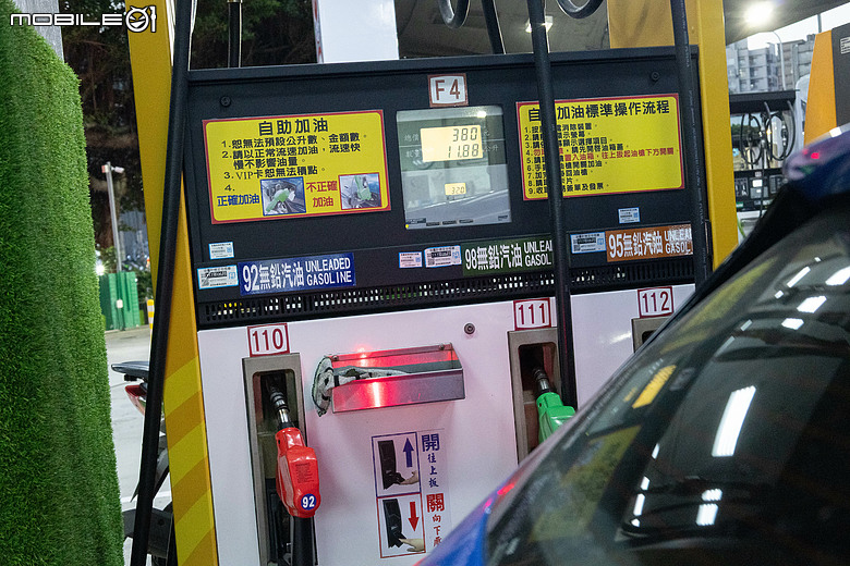 Mercedes-Benz CLA 180 Shooting Brake 油耗測試&試駕|不讓純電專美於前,油電動力也有出色油耗!