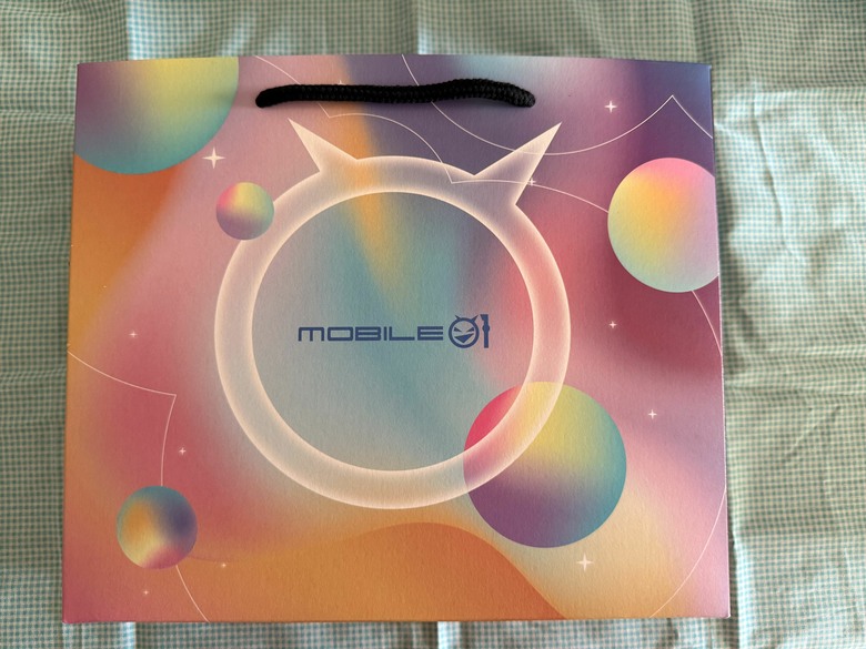Mobile01 × 世界麵包大師王鵬傑中秋禮盒|職人手作中秋禮盒開箱與試吃分享