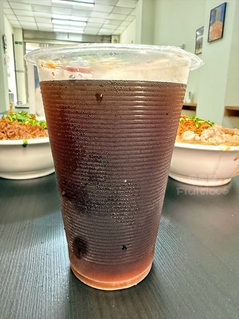 在地30年三代傳承麵線老店!必吃招牌蛋酥大腸、肉羹麵線,寵物友善