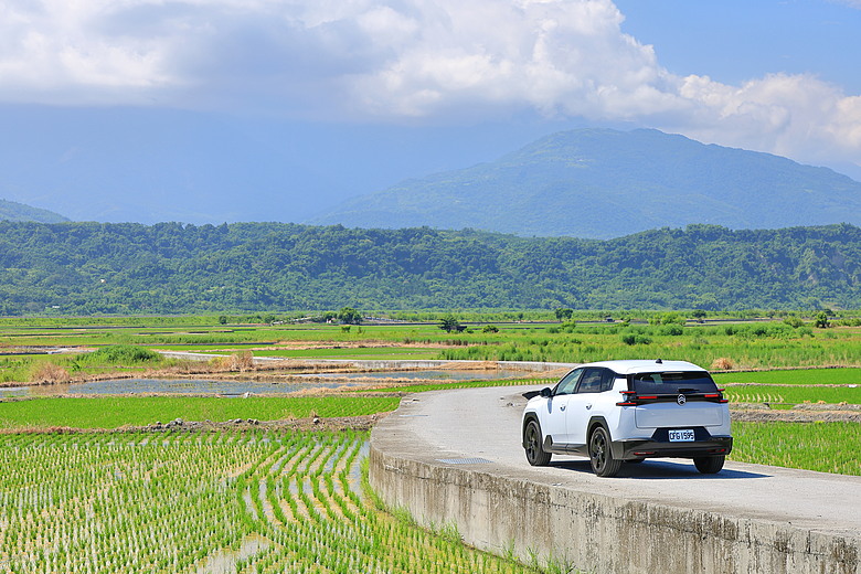 點我看大圖 (映像旅行) 在花蓮來場南法輕旅行 feat.PEUGEOT 3008、CITROËN C5 AIRCROSS
