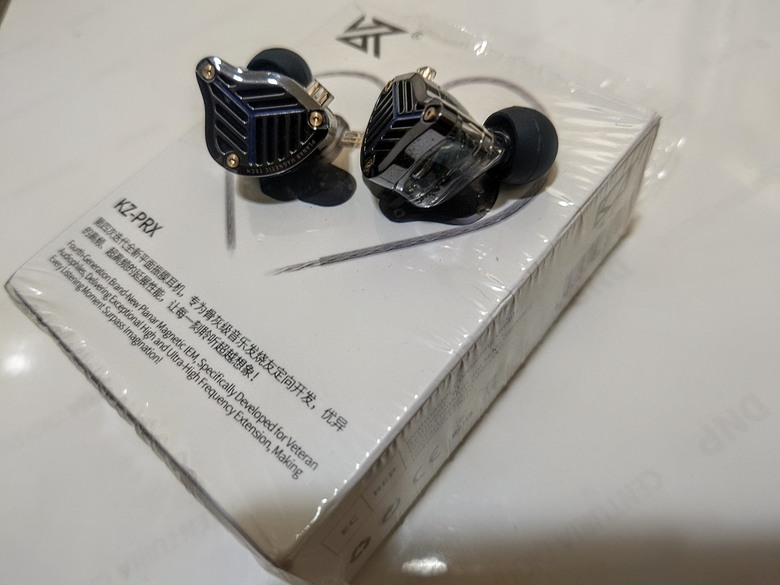 [高貴不貴]Kz prx 轉型之作 綿密通透的半封閉式平面平板hifi耳機