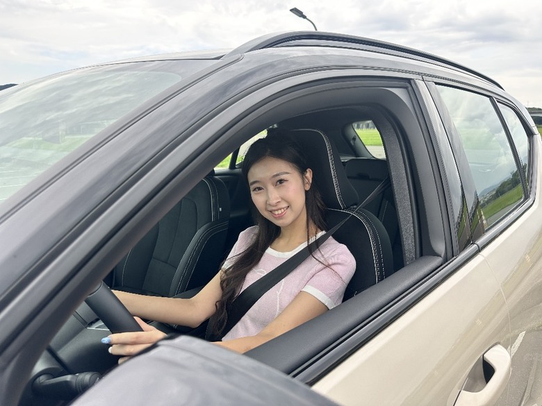 表妹以為Volvo展間只有車，其實不是