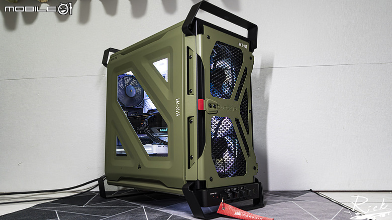 【開箱】不走尋常路的軍武機殼 | CORSAIR WARTHOG RS OLIVE DRAB