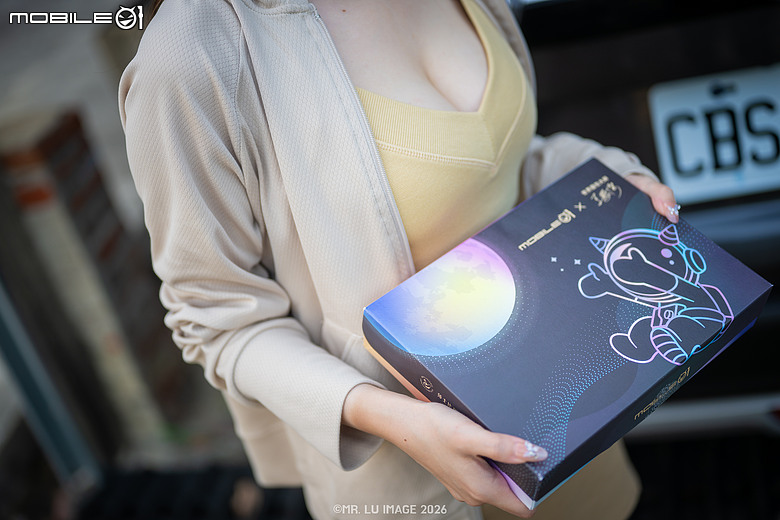點我看大圖 2026中秋節|Mobile01 x 世界麵包大師王鵬傑 | 中秋禮盒開箱