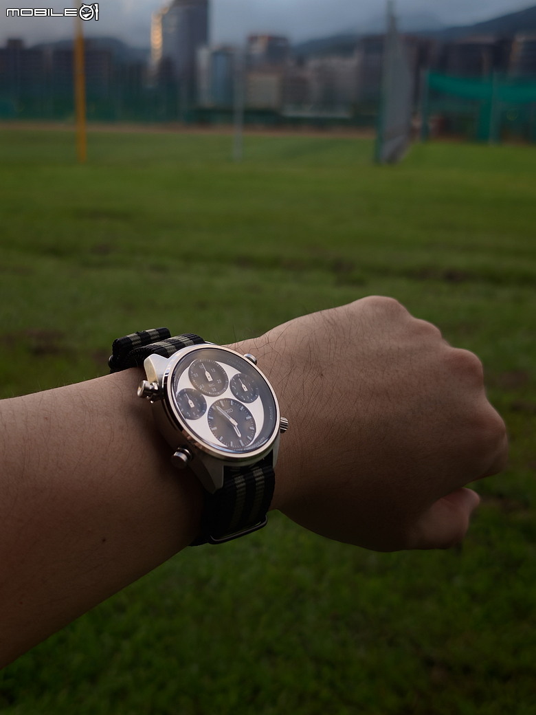 [開箱] SEIKO SBER 四眼計時 1/100秒