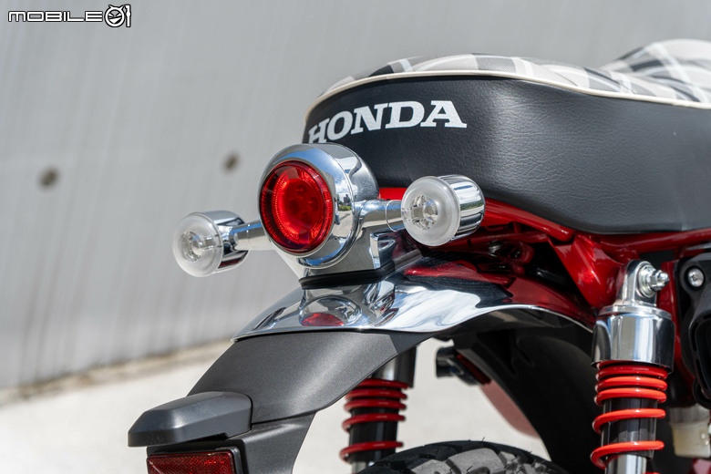 點我看大圖 Honda Monkey 125 ABS 試駕|星期三猴子去爬山!