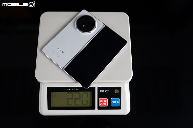 HONOR Magic V6 評測報告|4mm 超薄機身、AI 靈感幫拍超貼心!