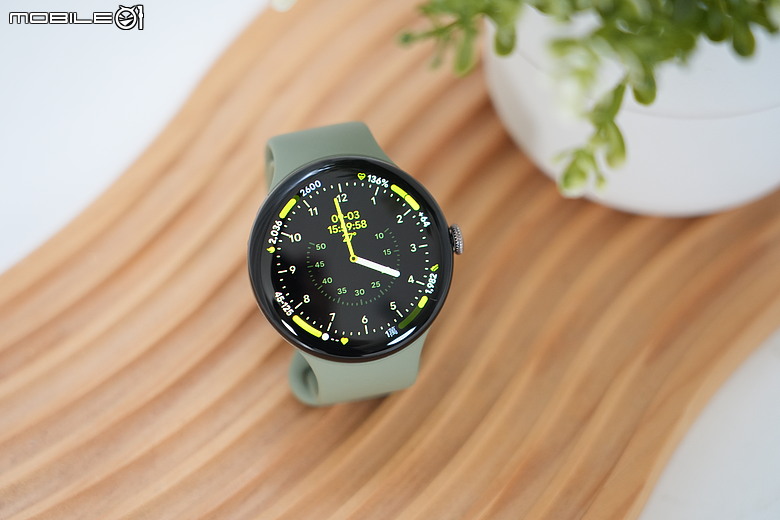 Google Pixel Watch 5 體驗|抬手對話更便利、AI 健康教練隨行!