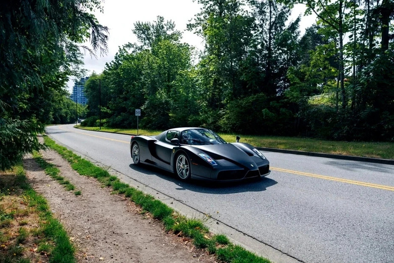 汶萊皇室成員曾經擁有 全球唯一消光黑Ferrari Enzo尋找新主人