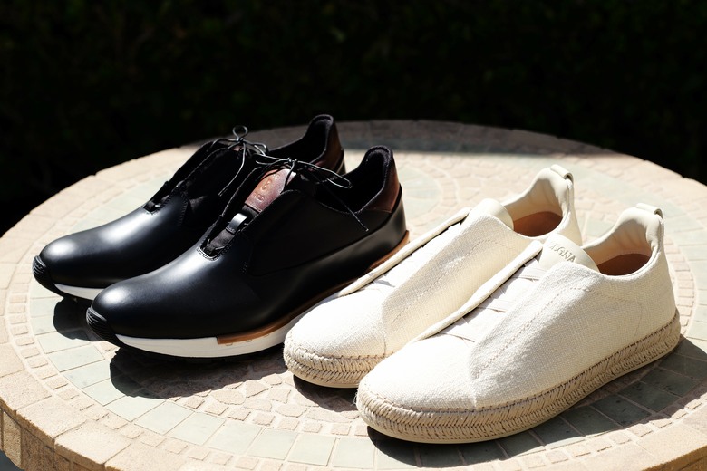 點我看大圖 懶人鞋:Zegna Triple Stitch vs. Berluti Fast Track Slip On