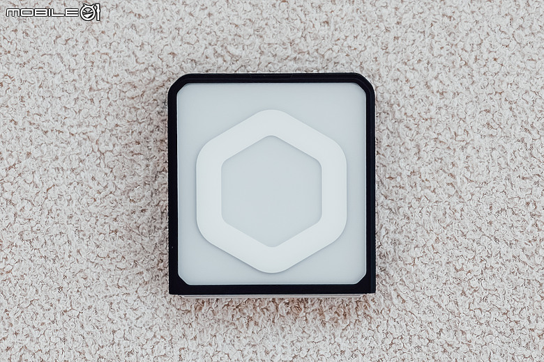 UAG x 三星 Z Fold8 / Fold8 Ultra / Flip8 保護殼｜內建磁吸 360° 支架、軍規輕薄之選！