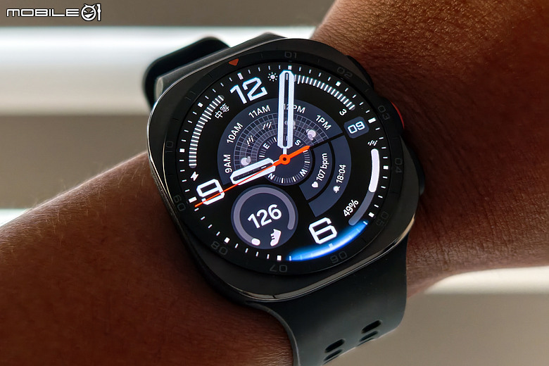 Samsung Galaxy Watch Ultra 2 極限評測|質感百搭、續航翻倍,征服山海的全能旗艦!