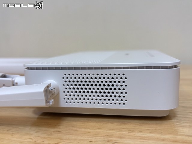 【家庭使用者開箱實測】 D-Link C36 BE3600 Wi-Fi 7 無線路由器