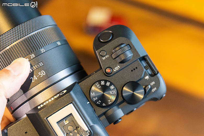 Canon EOS R8 Mark II 動手玩｜內外大升級、單機身五萬有找！