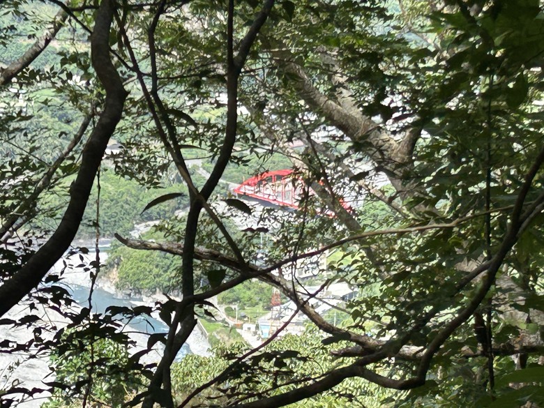 盡 享 台 東 山 海 美 景 - 多 金 縱 走