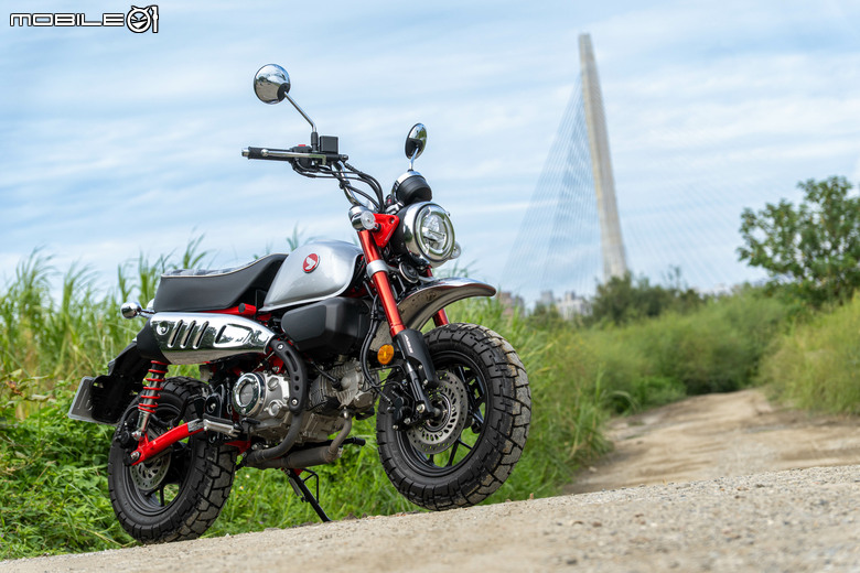 點我看大圖 Honda Monkey 125 ABS 試駕|星期三猴子去爬山!