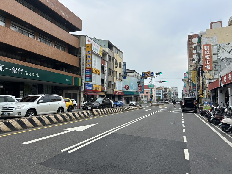 懷 念 台 南 車 站 府 城 半 日 騎 遊