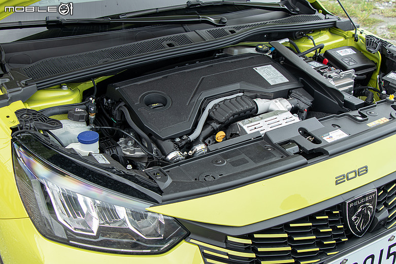 Peugeot 208 Hybrid 一桶油環島實戰|866公里平均油耗19.9km/L達成!