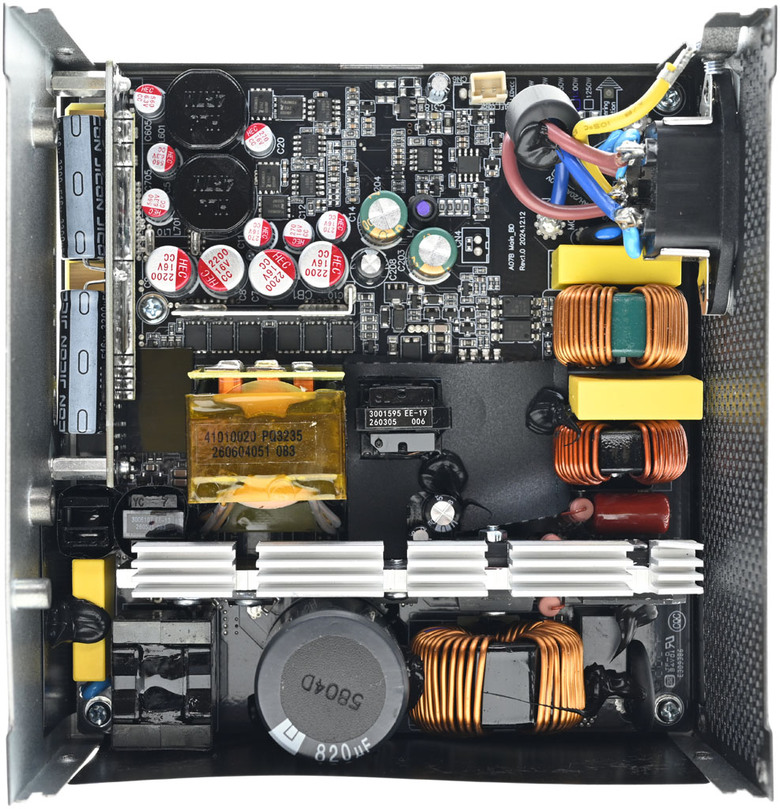 點我看大圖 Thermaltake DOCKPOWER FI 1200W金牌全模組電源開箱