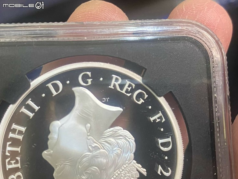 點我看大圖 【分享開箱】2018 Great Britain Royal Mint Britannia Oriental Border 1 oz Proof Gold Coin PF70UC & Silver Coin PF70UC FDI 英國皇家鑄幣廠不列顛女神東方邊境一盎司精鑄金銀幣