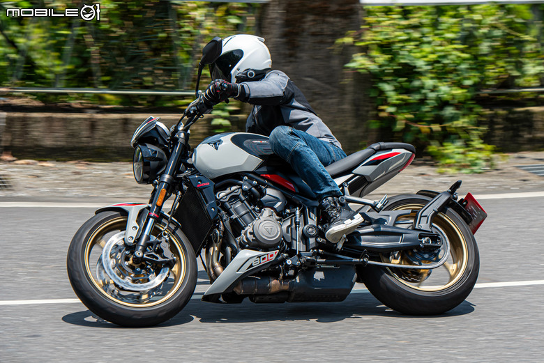 點我看大圖 Triumph Trident 800 試駕|西裝暴徒展新貌,三缸魅力任逍遙