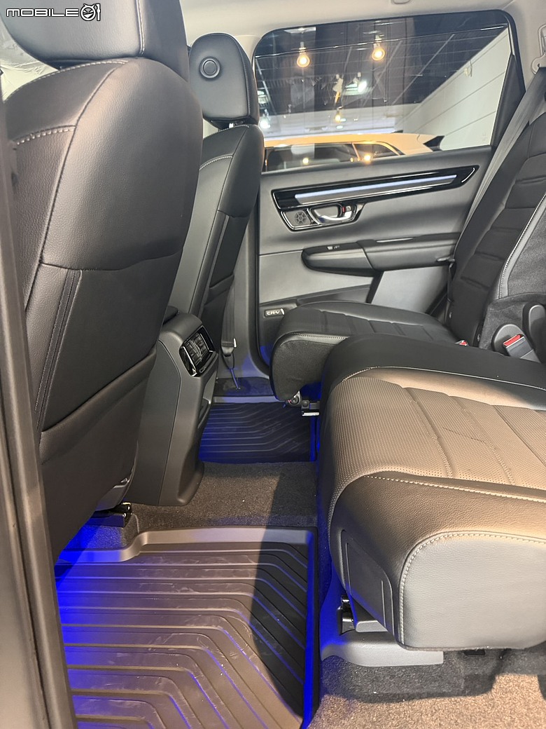 點我看大圖 遲來的CRV5代關箱+2026 CRV E:HEV開箱