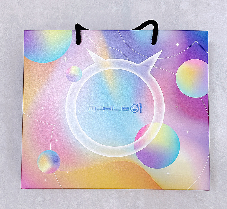 【開箱】2026「Mobile01 × 世界麵包大師王鵬傑」中秋禮盒,與公主殿下賞月、品餅、吃甜甜!
