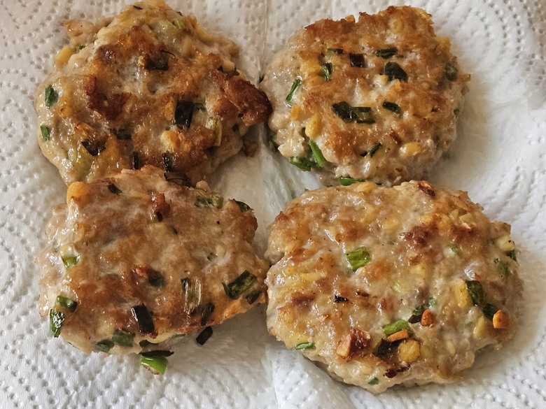 點我看大圖 黃豆肉餅