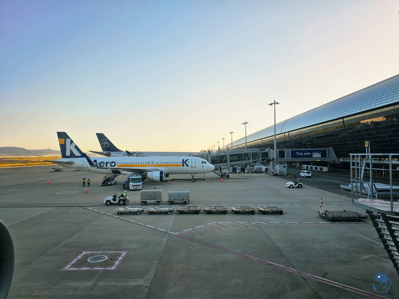 點我看大圖 日本-大阪|長榮 BR129 777-300ER 大阪關西 KIX-台北 TPE 皇璽桂冠艙 商務艙 飛行紀錄