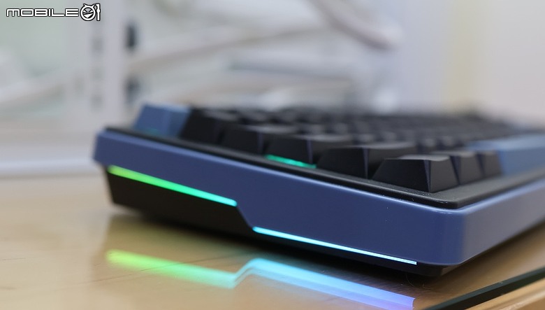點我看大圖 VIA 軟體支援 Ducky OK-M-98 緊湊型全尺寸入門三模無線機械鍵盤