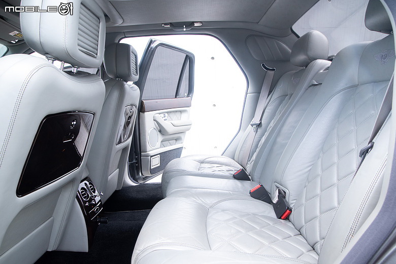 老派機械與電氣化時代的相遇｜Bentley Arnage T與Flying Spur Hybrid