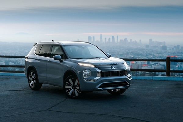 CX-5 vs Outlander？
