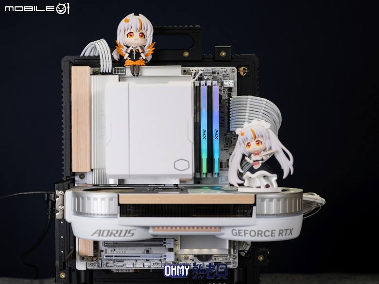 木紋 x 白色 美學！技嘉AORUS RTX5080 INFINITY WOOD