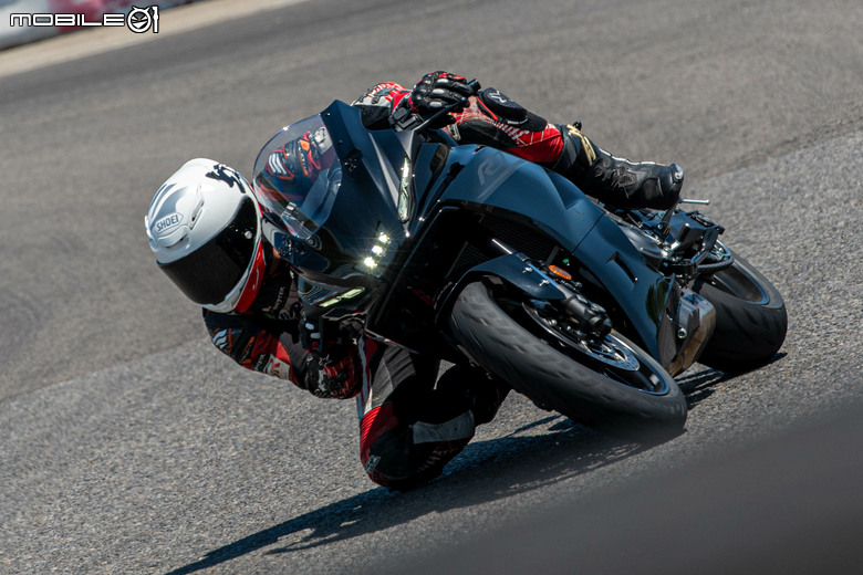 點我看大圖 YAMAHA YZF R3/R9賽道試駕|親和雙缸與靈動三缸,全面釋放R DNA極限性能