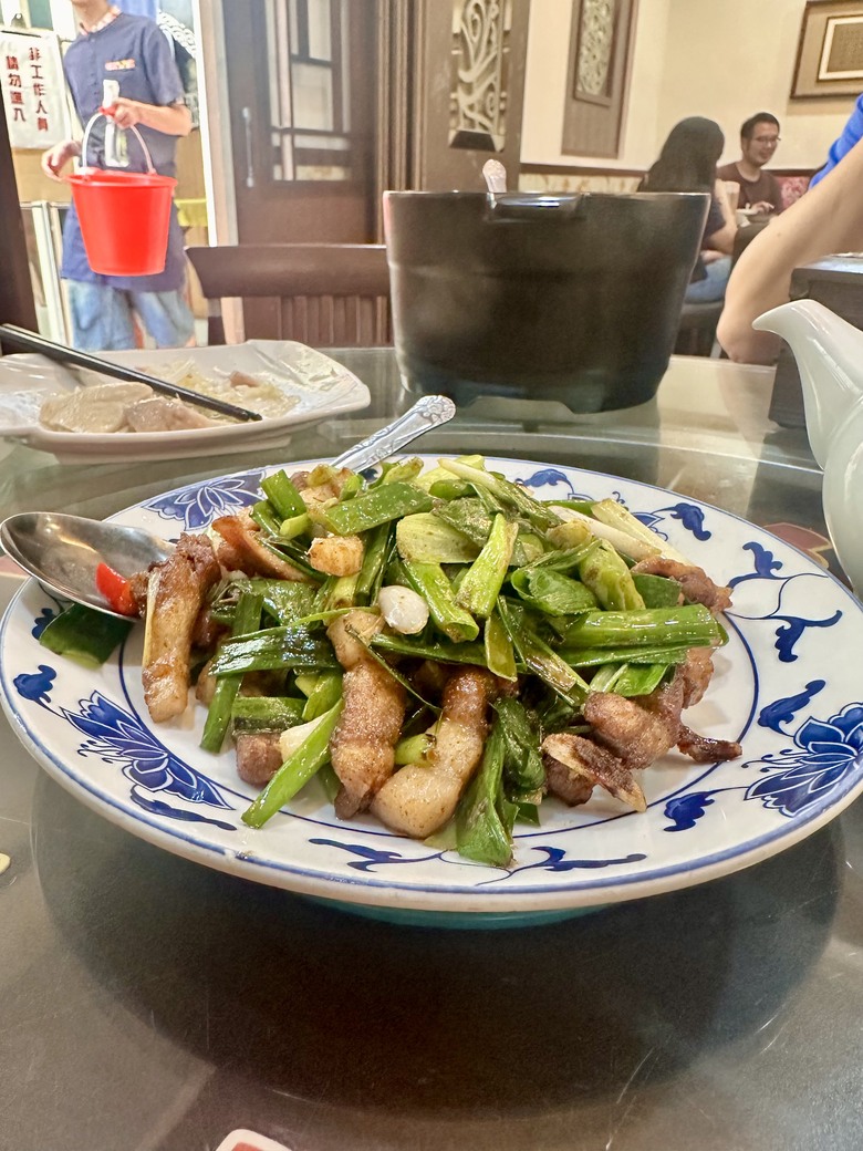 連神明都想偷吃的客家餐館｜龍潭糧園客家小館