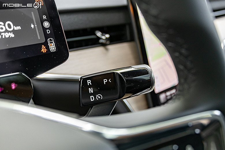 Volvo EX90 試駕|以北歐氛圍重新定義旗艦,引領品牌邁入新世紀的純電七人休旅!